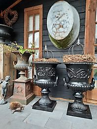 Gietijzeren tuinvaas baardman zwart 78 cm - Webshop Decobyjo decoratie huis en tuin