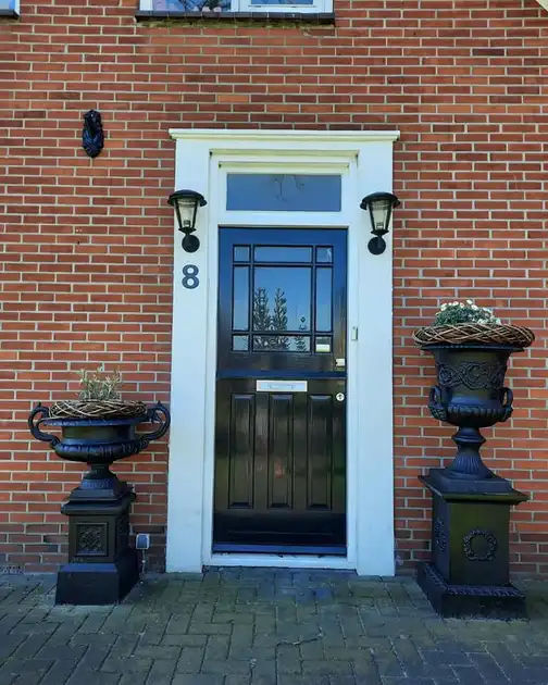 Le printemps approche à grands pas, il est temps pour les oiseaux de reprendre le contrôle du réveil ! Decobyjo - Bellingwolde