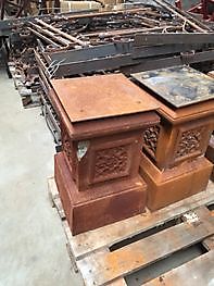 Nieuwe bewerkte gietijzeren sokkel Decobyjo - Bellingwolde