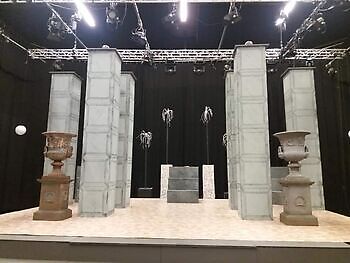 Location de vases de jardin en fonte pour événements, mariages ou captations télévisées.! Decobyjo - Bellingwolde