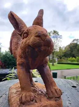 Lapin sauteur en fonte rouillée Decobyjo - Bellingwolde