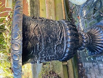 Vieux vase de jardin en fonte 127 cm noir Decobyjo - Bellingwolde