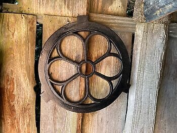 Fenêtre d\'écurie en fonte ronde 43 Decobyjo - Bellingwolde