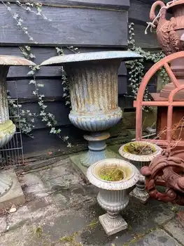 Blau verwitterte Gartenvase aus Gusseisen  96 cm Decobyjo - Bellingwolde